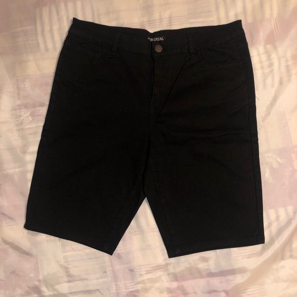 Imperial Black Flat-Front Men's Shorts - Classic Everyday Style